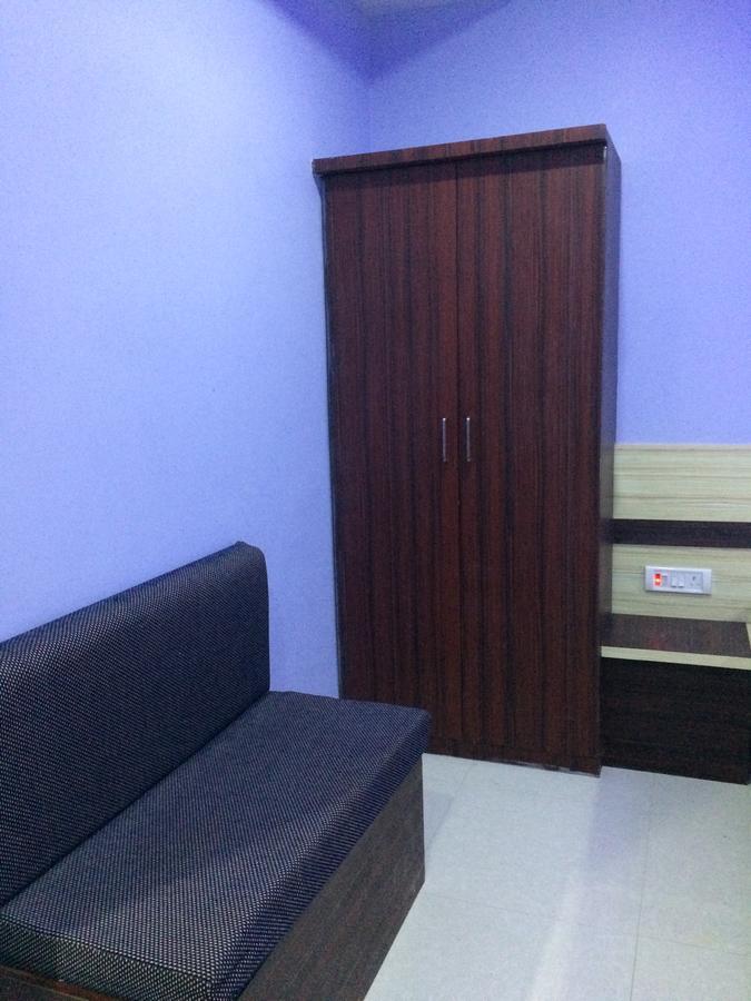 Hotel Sharda Inn Деогарх Экстерьер фото