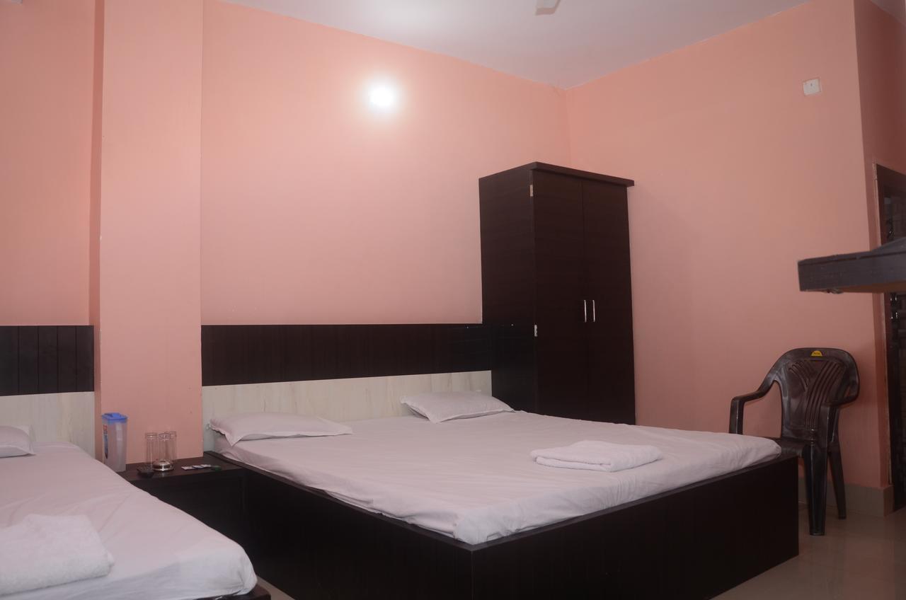 Hotel Sharda Inn Деогарх Экстерьер фото